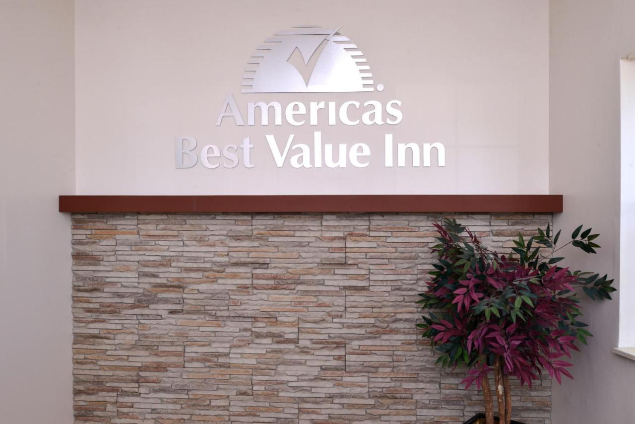 Americas Best Value Inn & Suites Maryville Eksteriør billede